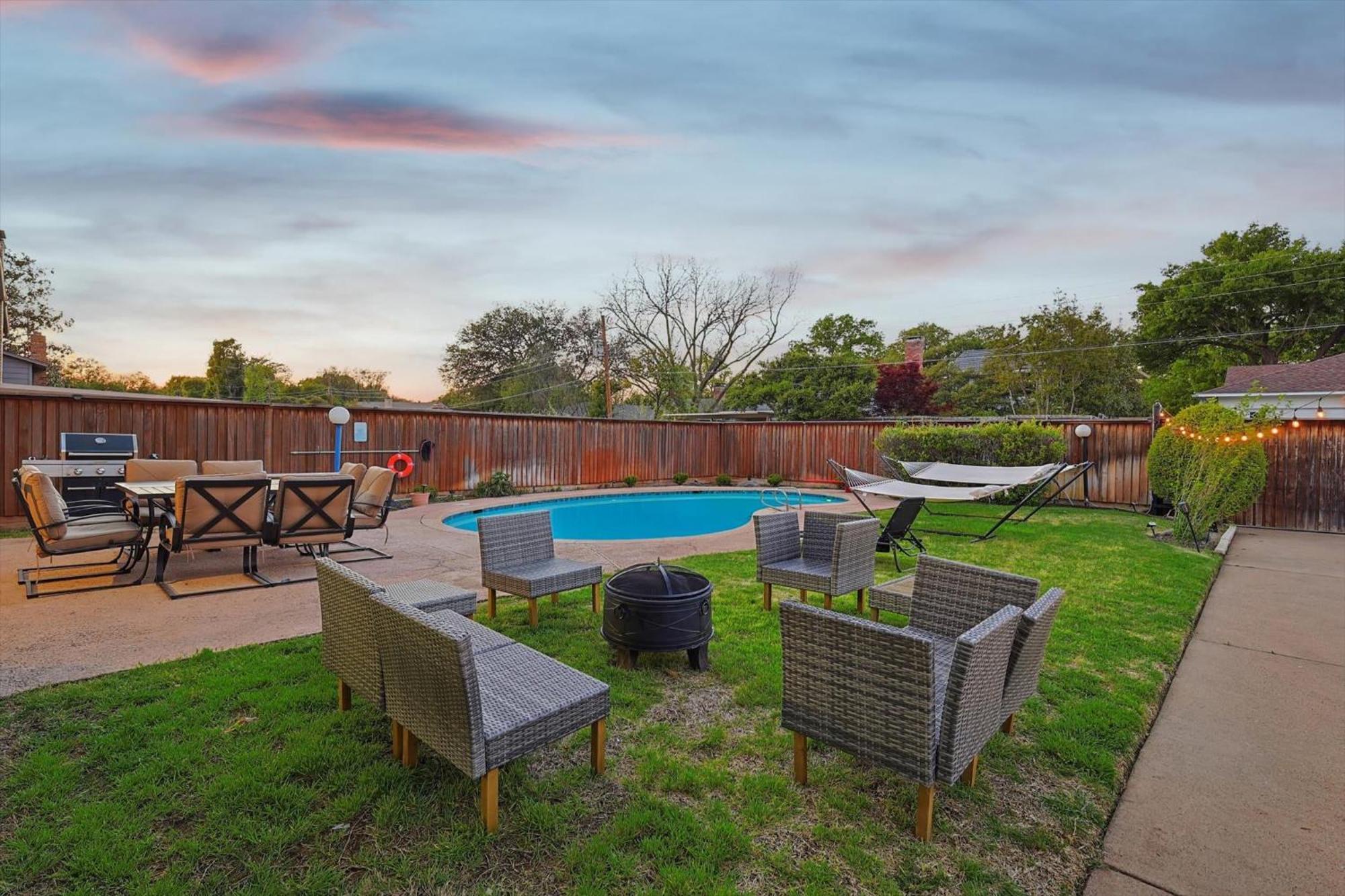 Spectacular 6Br 2,5Ba Holiday Home With Pool Dallas Buitenkant foto